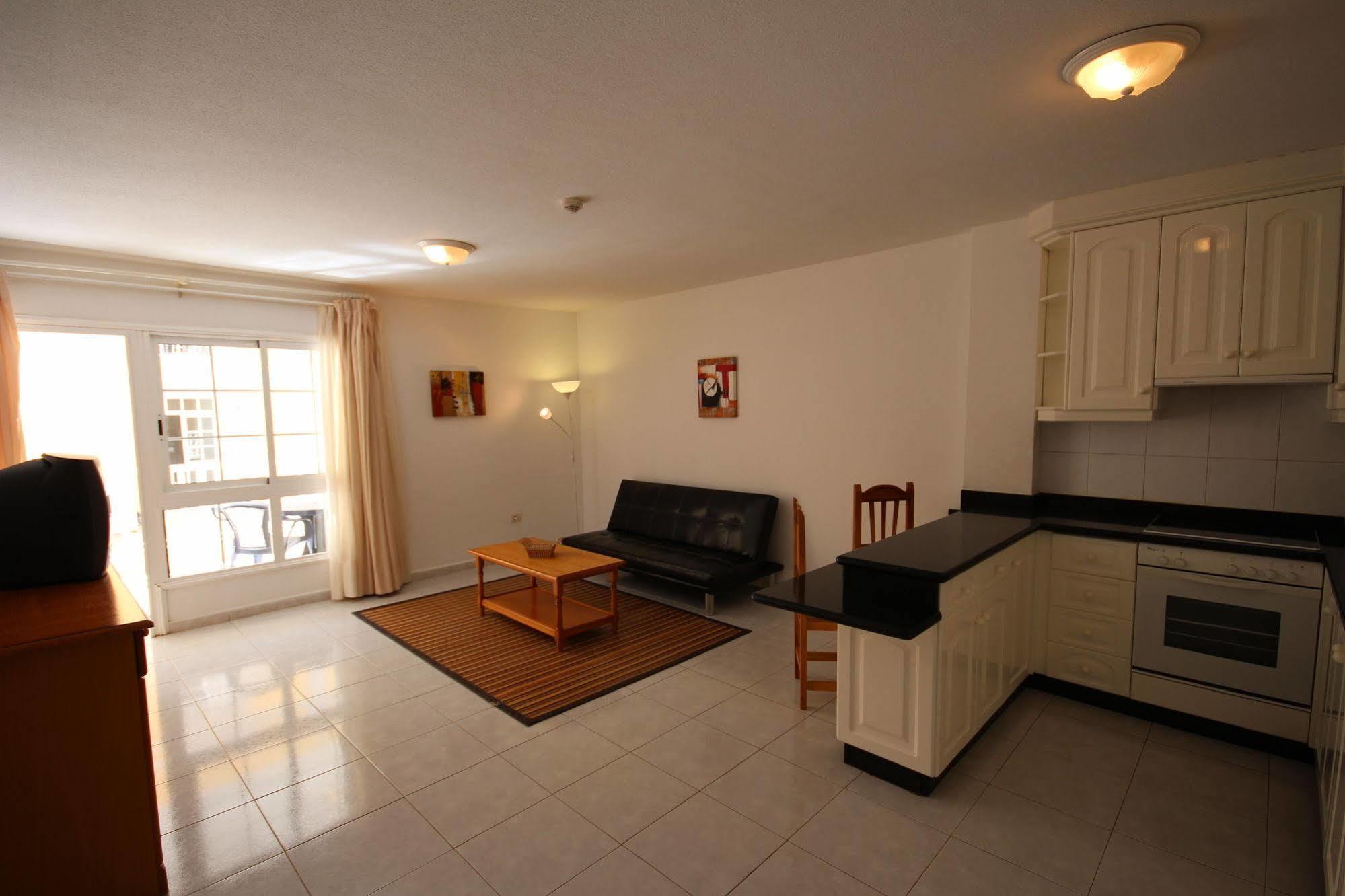 Apartamentos Isla Tenerife Sur (Adults Only) Tenerife Island Esterno foto